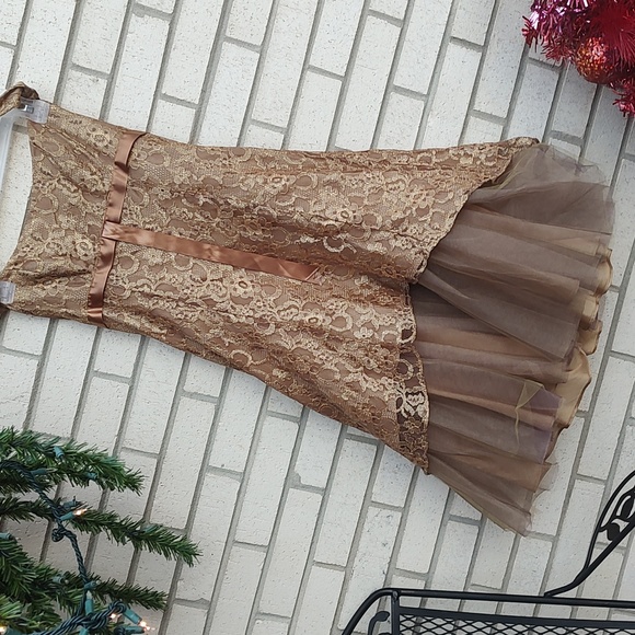 For a special occasion 👗 - Picture 3 of 9